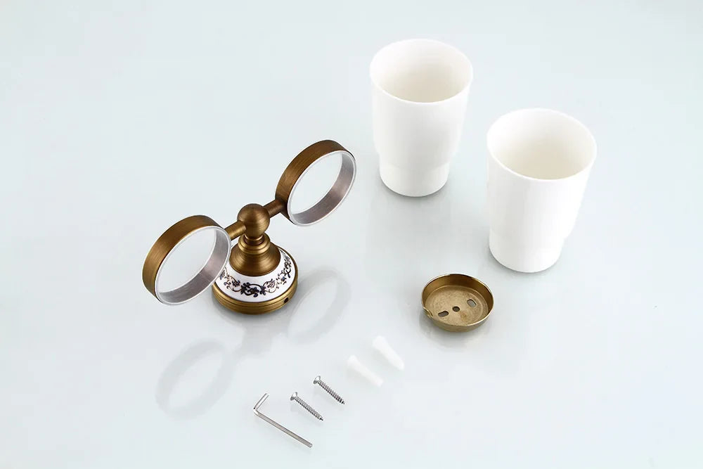 Porcelain Base Bathroom Hardware Set