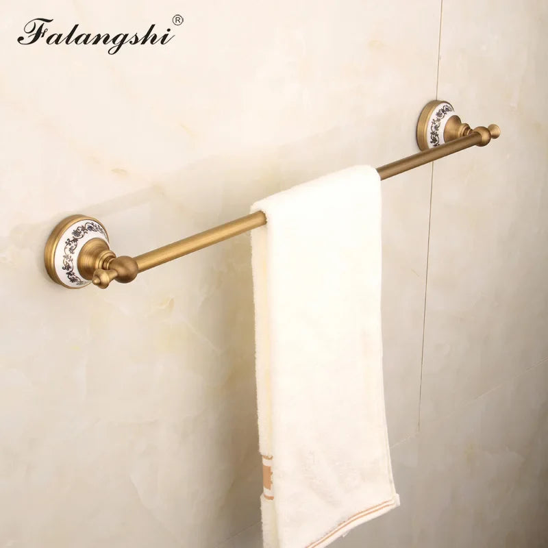 Porcelain Base Bathroom Hardware Set