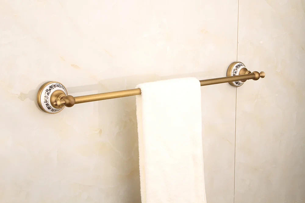 Porcelain Base Bathroom Hardware Set