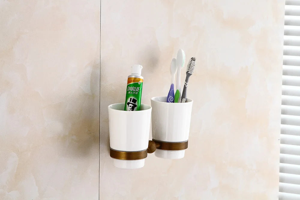 Porcelain Base Bathroom Hardware Set