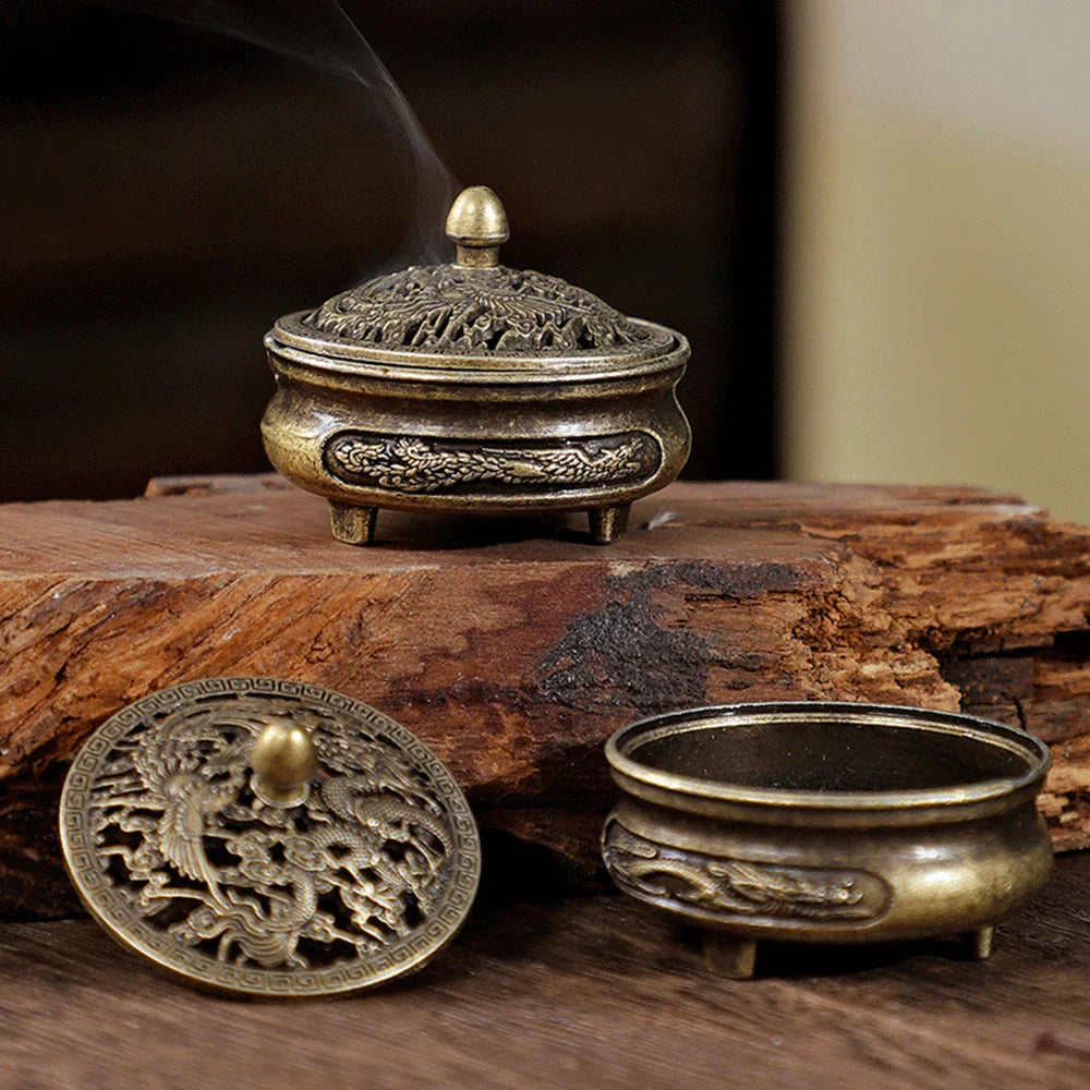 1PC Longfeng Fingertip Stove, Three-Legged Small Incense Burner
